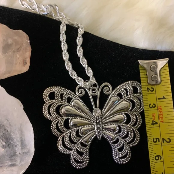 Butterfly Rope Chain - Picture 7 of 7